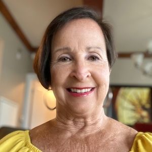 Meet your Posher, Ellen